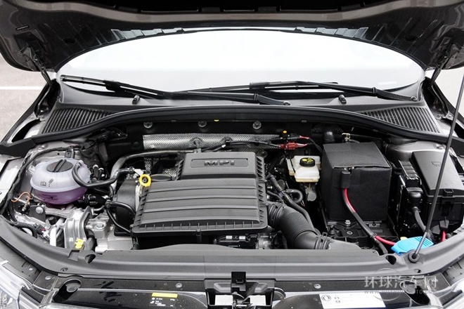 2015款 1.6L 手動逸杰版