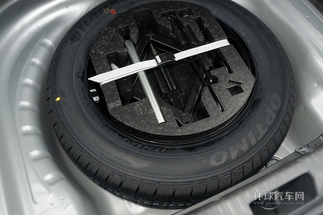 2015款 1.6L 手動逸俊版