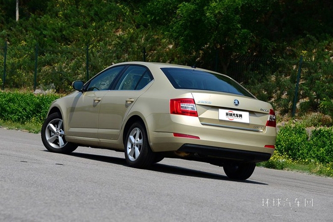 2015款 1.6L 自動(dòng)逸俊版