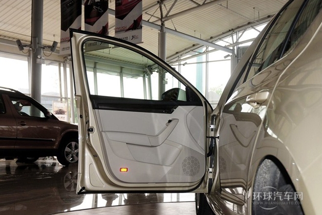 2015款 1.4T DSG逸俊版