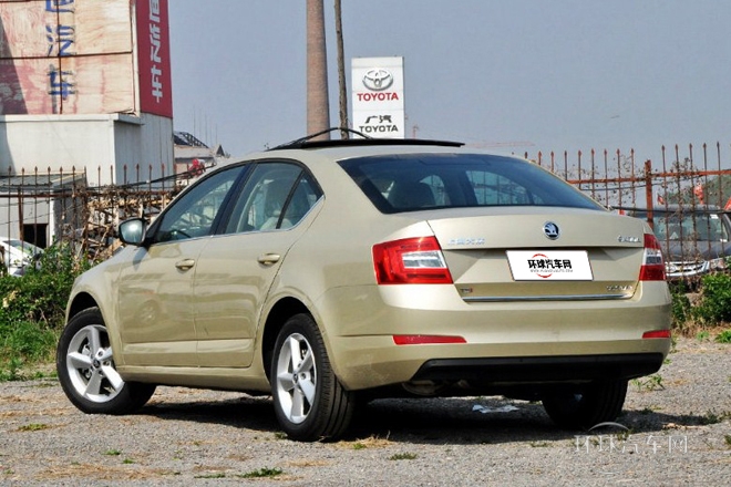 2015款 1.4T DSG逸俊版