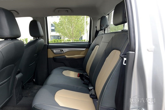 2014款 2.0T兩驅領航型4D20B