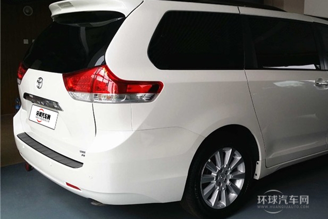 2011款 3.5L 四驅自動型