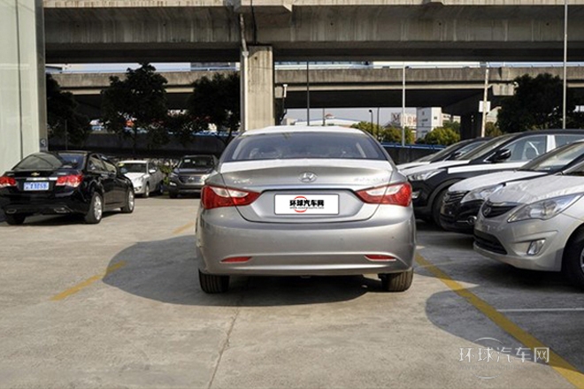 2014款 2.0L 自動(dòng)豪華版