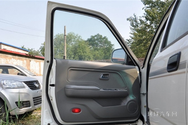 2008款 2.2L豪華型大雙排