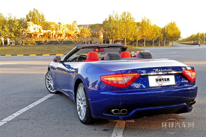 GranCabrio 2010款 4.7L Automatic