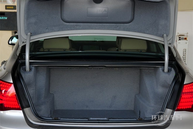 2013款 730Li 領先型