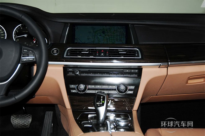 2013款 730Li 領先型