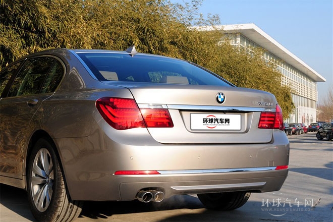 2013款 730Li 領先型
