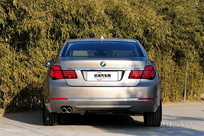 2013款 730Li 領(lǐng)先型