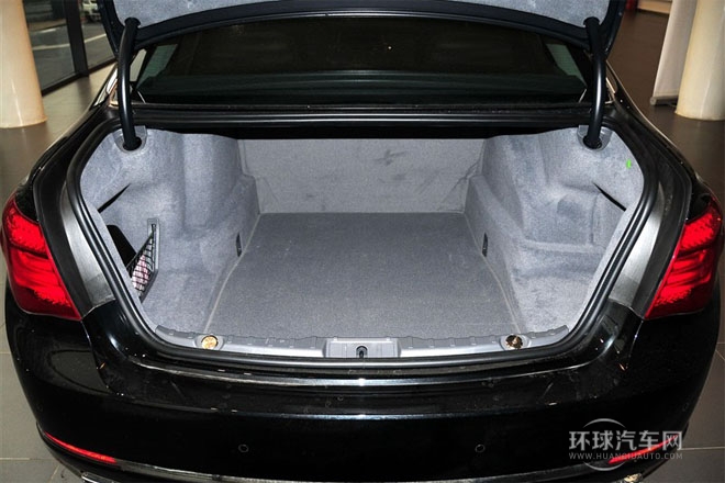 2013款 740Li 豪華型