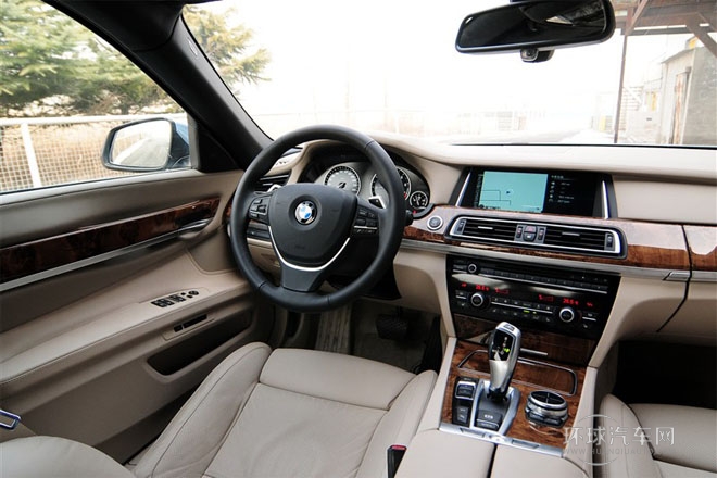 2013款 740Li 混合動力版