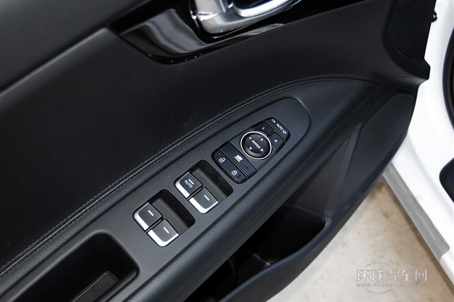 起亞K4 2014款 1.8L 自動(dòng)LUX