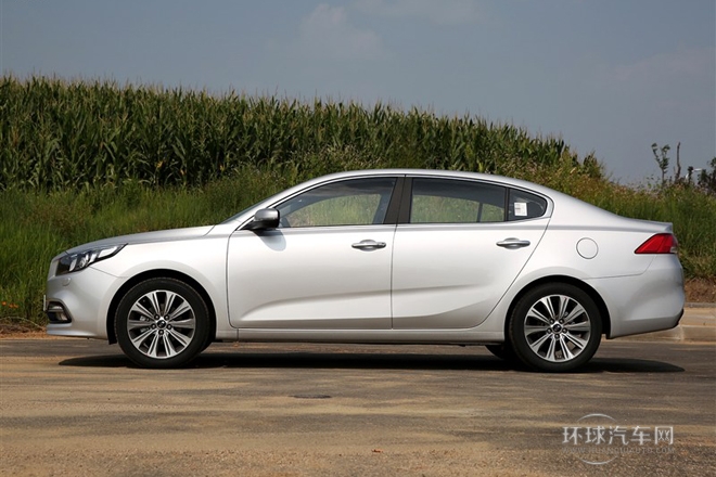 起亞K4 2014款 2.0L 自動LUX