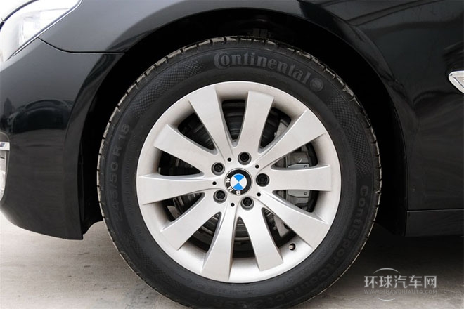 2013款 740Li 領(lǐng)先型