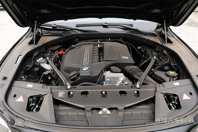 2013款 740Li 領(lǐng)先型