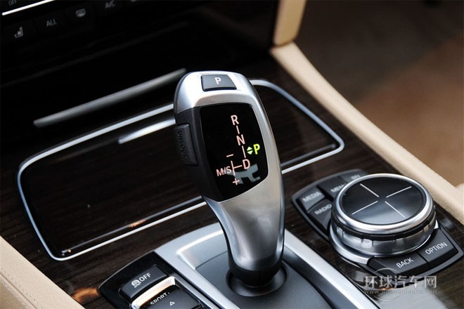 2013款 740Li 領先型