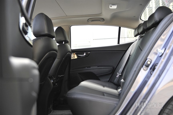 起亞K4 2014款 2.0L 自動PRM