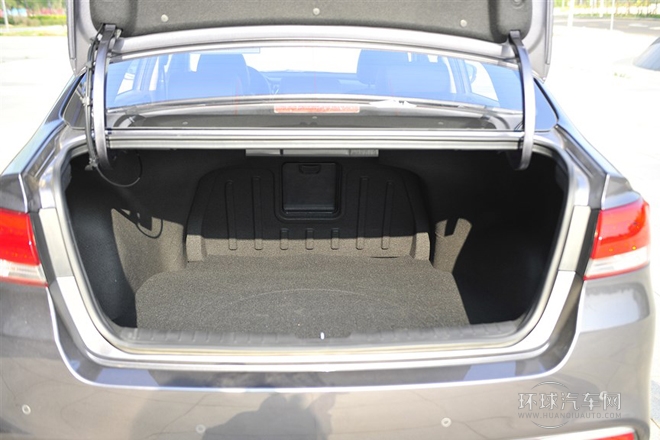 起亞K4 2014款 2.0L 自動PRM