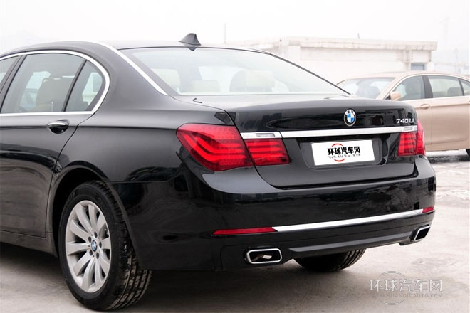 2013款 740Li 領(lǐng)先型