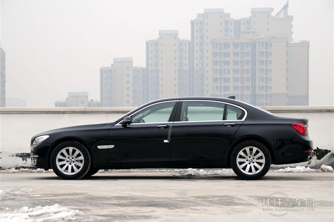 2013款 740Li 領(lǐng)先型