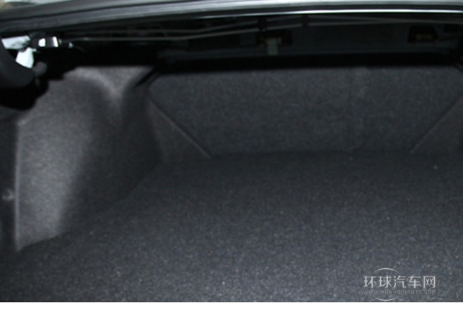 2014款 升級版 1.5T 手動尊貴型