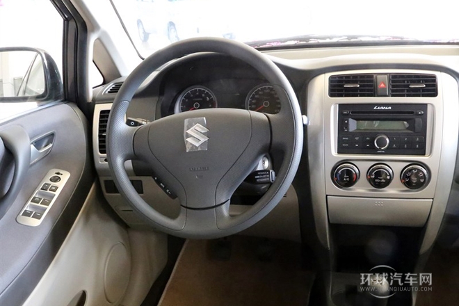 2013款 兩廂 1.4L 手動標準型