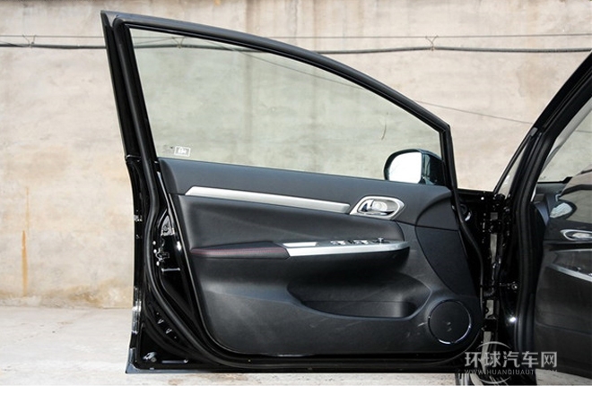 2013款 1.5T 手動時尚型