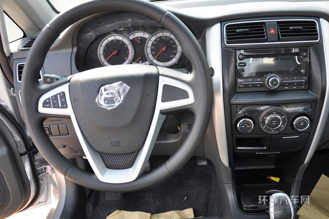 2014款 三廂 1.4L 手動(dòng)幸福型