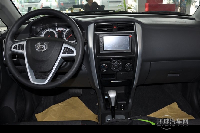 2014款 兩廂 1.5L 自動理想型