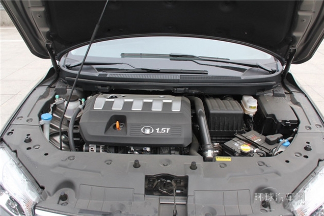 2013款 1.5T 手動尊貴型