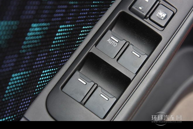 2014款 三廂 1.5L 自動暢想型