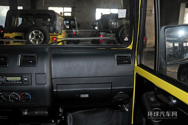 2010款 2.0L 硬頂版