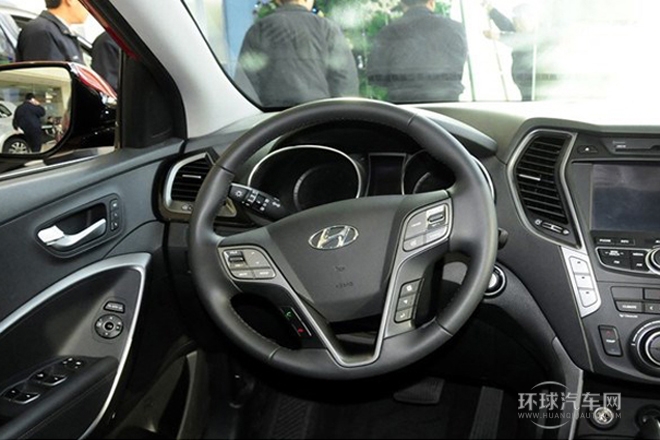 2013款 3.3L 7座旗艦版