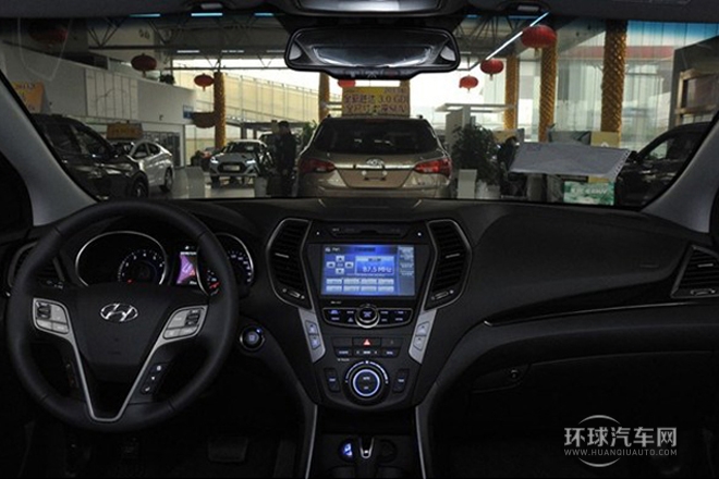 2013款 3.3L 7座豪華版