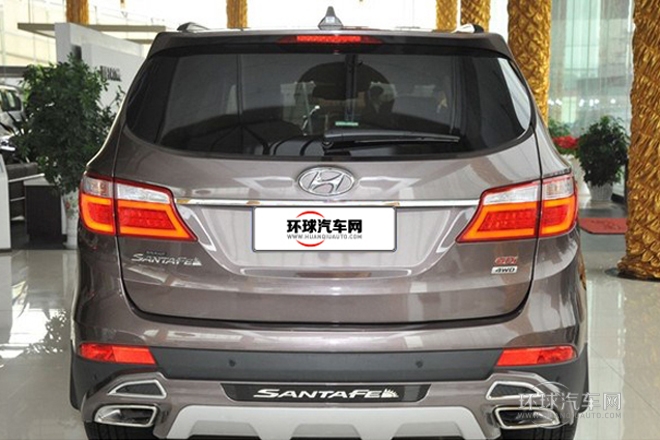 2013款 3.3L 7座豪華版