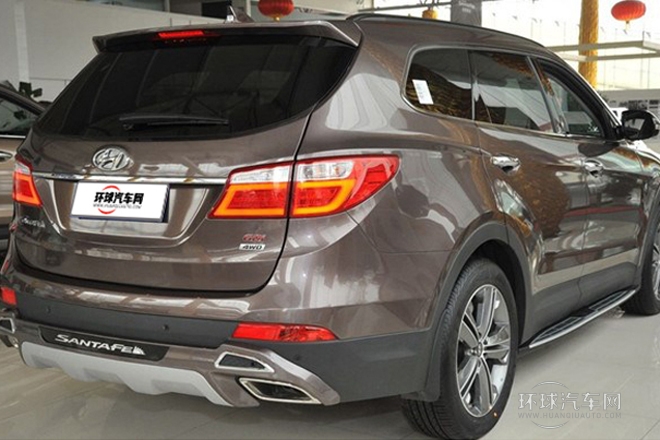 2013款 3.3L 7座豪華版