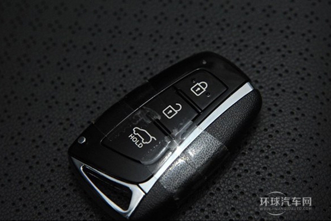 2013款 3.0L 7座旗艦版