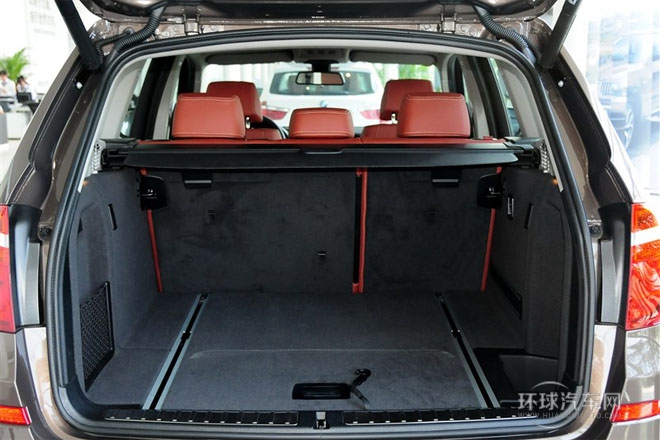 2013款 改款 xDrive20i 豪華型