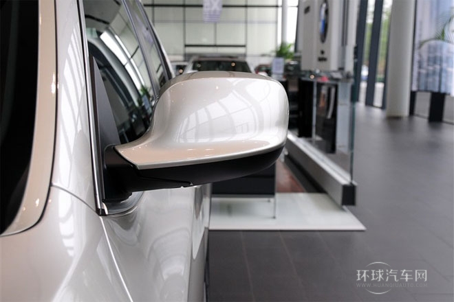 2013款 改款 xDrive28i 豪華型