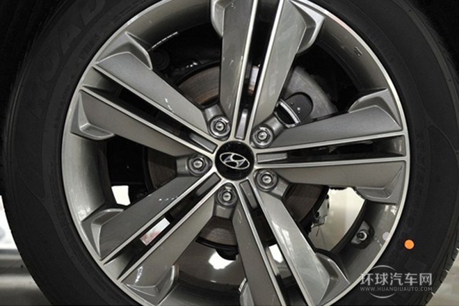 2013款 3.0L 6座棕色內飾旗艦版