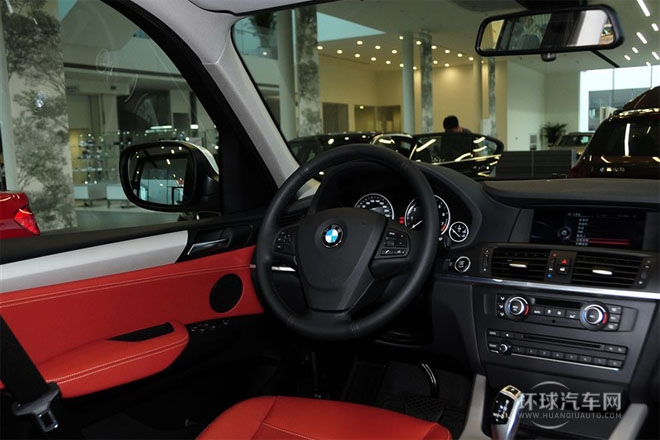 2013款 改款 xDrive28i 領(lǐng)先型