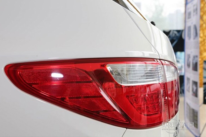 2013款 3.0L 6座旗艦版