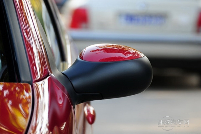 2013款 CROSS 1.6L 自動運動型