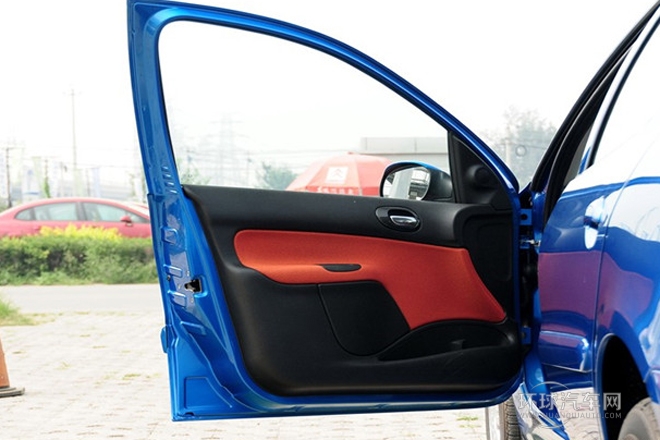 2012款 1.6L 自動運動型