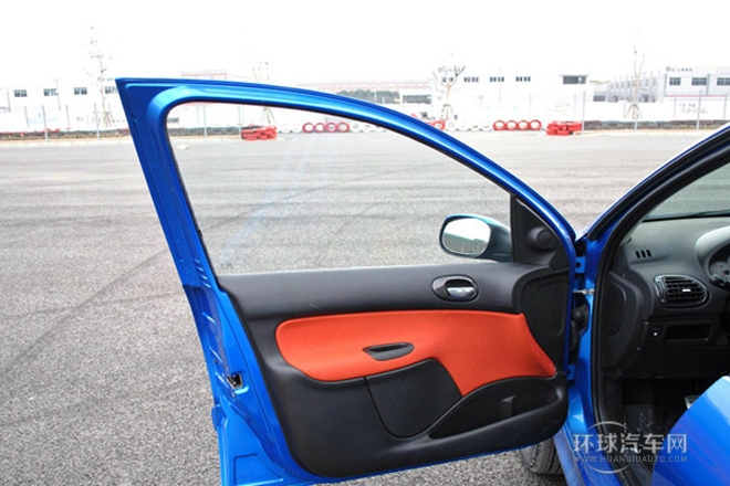 2012款 1.4L 手動舒適型