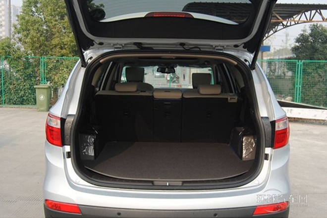 2013款 3.0L 7座舒適版