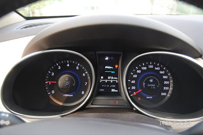 2013款 3.0L 7座舒適版