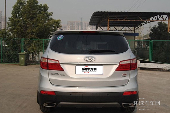 2013款 3.0L 7座舒適版