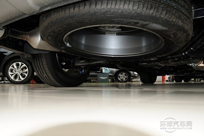 2013款 3.0L 6座舒適版